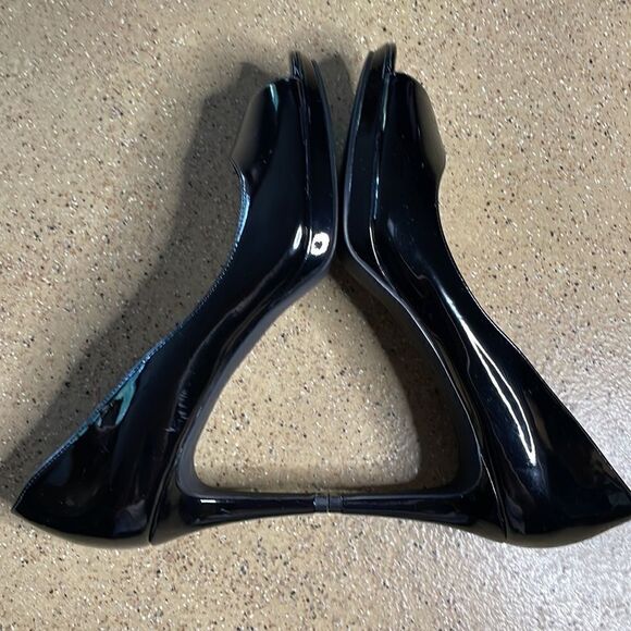Nine West "Gilded" Black Patent Faux Leather Open Toe Platform Heels sz 8 - Picture 4 of 16